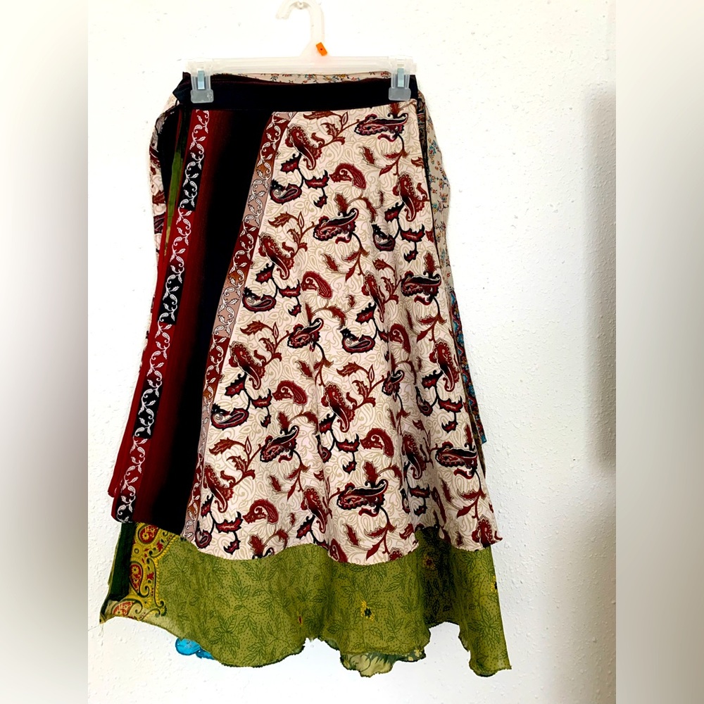 Reversible skirt